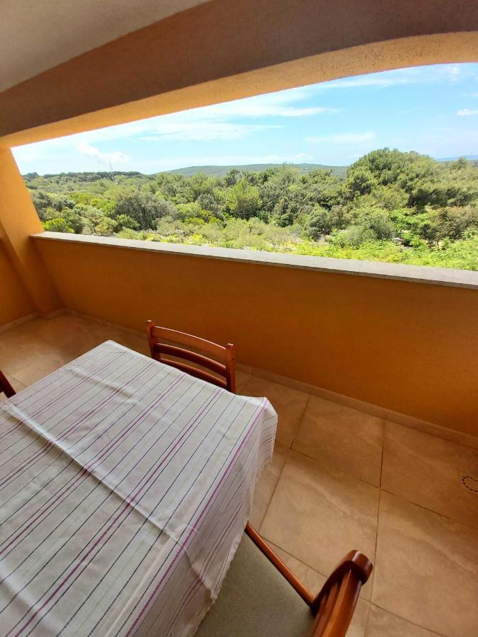 La Meri Apartment Cunski Ngoại thất bức ảnh